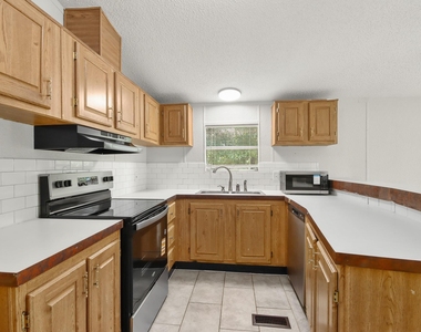 25494 Deepwood Drive - Photo Thumbnail 9