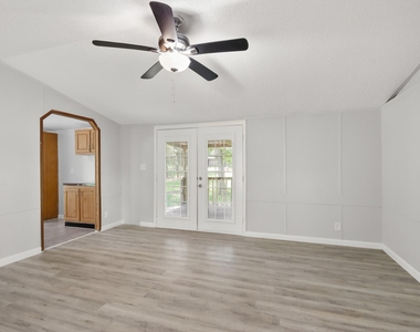 25494 Deepwood Drive - Photo Thumbnail 7