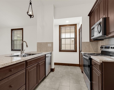 29527b Turnbury Village Drive - Photo Thumbnail 4