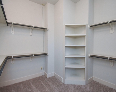 6031 Cypress Street - Photo Thumbnail 14