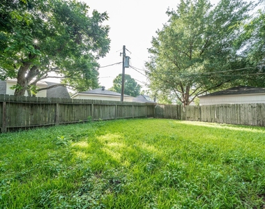 1907 Ashford Hollow Lane - Photo Thumbnail 30