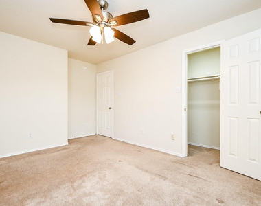 5327 Stonegate Drive - Photo Thumbnail 28