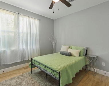 5607 Bacher Street - Photo Thumbnail 13