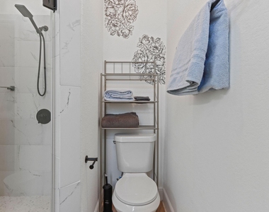 5607 Bacher Street - Photo Thumbnail 11