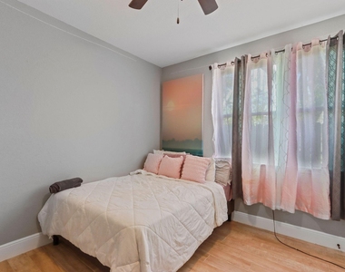 5607 Bacher Street - Photo Thumbnail 15