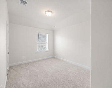 19430 Canter Field Court - Photo Thumbnail 27