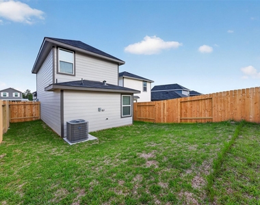 12239 Shield Crest Ct - Photo Thumbnail 29