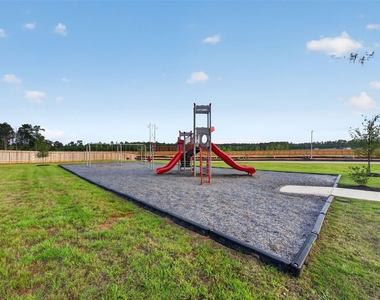 12239 Shield Crest Ct - Photo Thumbnail 32