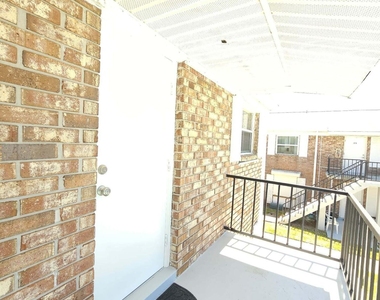 190 E Olmstead Drive - Photo Thumbnail 1