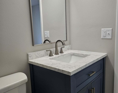 190 E Olmstead Drive - Photo Thumbnail 23