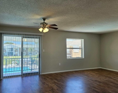 190 E Olmstead Drive - Photo Thumbnail 14