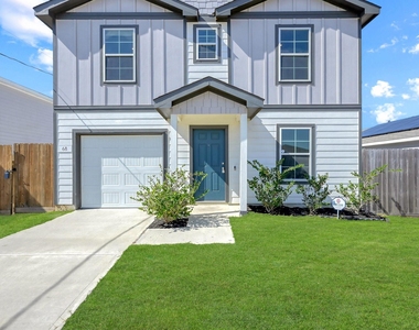 68 Road 51026 - Photo Thumbnail 2