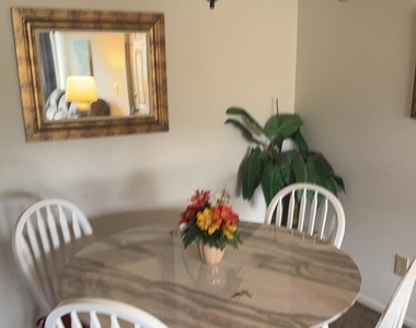 993 Sonesta Avenue Ne - Photo Thumbnail 6