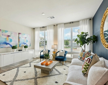 1800 Central Pine Street - Photo Thumbnail 2