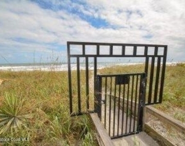 4700 Ocean Beach Boulevard - Photo Thumbnail 18