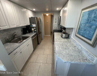 4700 Ocean Beach Boulevard - Photo Thumbnail 5