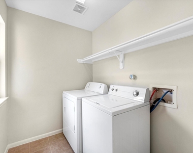 4217 Koehler Street - Photo Thumbnail 21