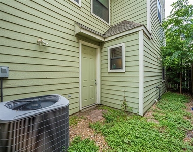 4217 Koehler Street - Photo Thumbnail 22