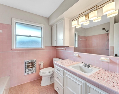 6327 Wynnwood Lane - Photo Thumbnail 19