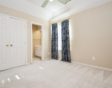 1502 Emerald Springs Court - Photo Thumbnail 31