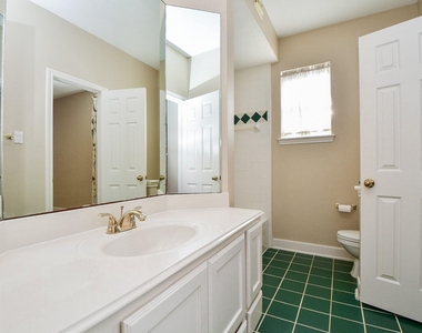 1502 Emerald Springs Court - Photo Thumbnail 34