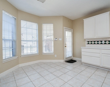 1502 Emerald Springs Court - Photo Thumbnail 15