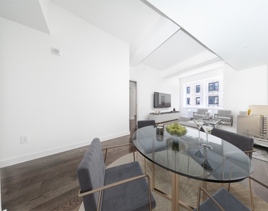116 John St - Photo Thumbnail 2