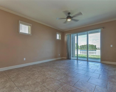19391 Long Lake Ranch Boulevard - Photo Thumbnail 11