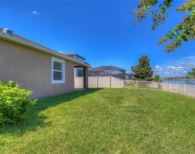 19391 Long Lake Ranch Boulevard - Photo Thumbnail 22