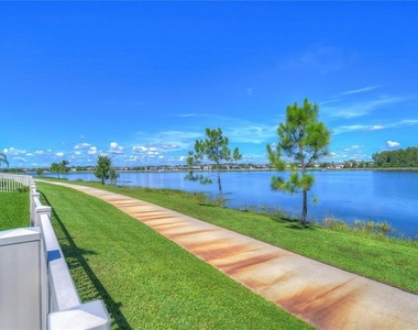 19391 Long Lake Ranch Boulevard - Photo Thumbnail 32