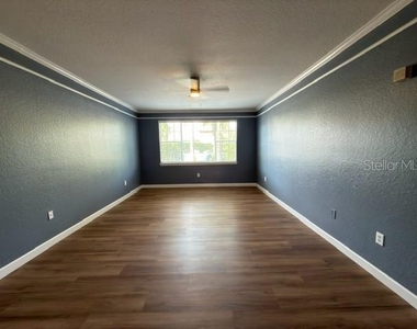 17101 Carrington Park Drive - Photo Thumbnail 8
