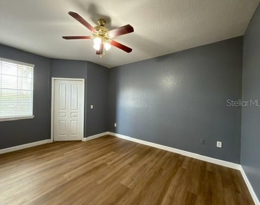 17101 Carrington Park Drive - Photo Thumbnail 2