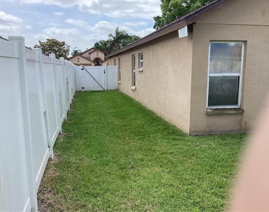 29647 Fog Hollow Drive - Photo Thumbnail 25