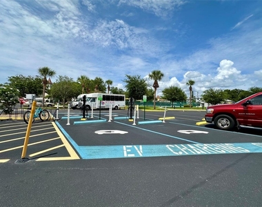 2358 Ecuadorian Way - Photo Thumbnail 41