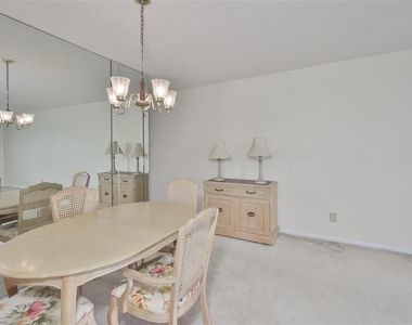 2358 Ecuadorian Way - Photo Thumbnail 11