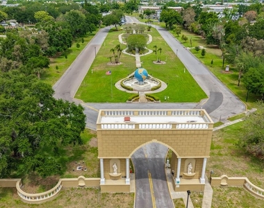 2358 Ecuadorian Way - Photo Thumbnail 25
