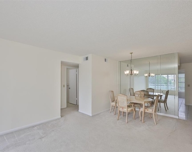 2358 Ecuadorian Way - Photo Thumbnail 12
