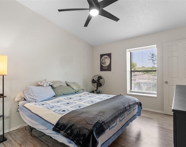 14733 Norwood Oaks Drive - Photo Thumbnail 13