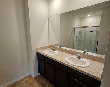 1387 Berry Lane - Photo Thumbnail 21