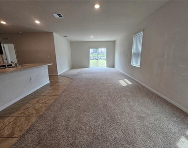 1387 Berry Lane - Photo Thumbnail 5