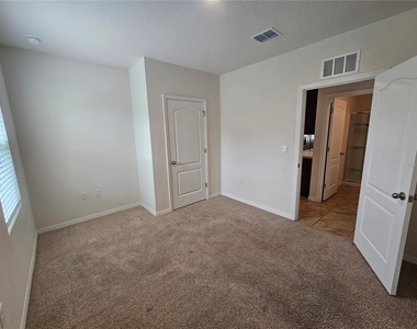 1387 Berry Lane - Photo Thumbnail 15