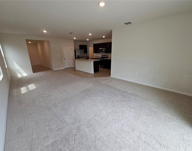 1387 Berry Lane - Photo Thumbnail 11
