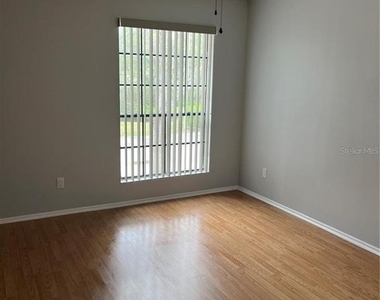 8643 Mallard Reserve Drive - Photo Thumbnail 7