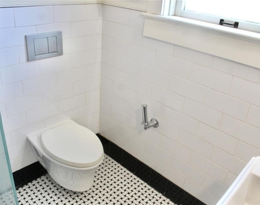701 W Swann Avenue - Photo Thumbnail 13