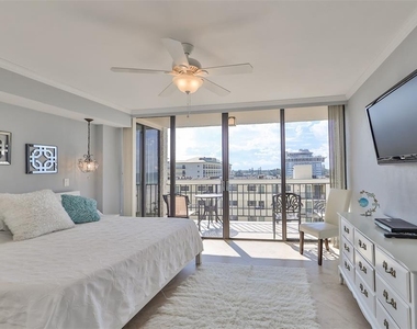 5396 Gulf Boulevard - Photo Thumbnail 12