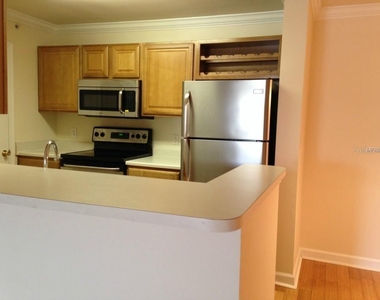 18147 Sterling Gate Circle - Photo Thumbnail 3