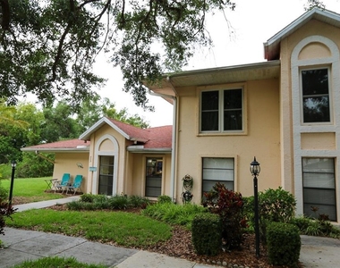 323 Knottwood Court - Photo Thumbnail 24