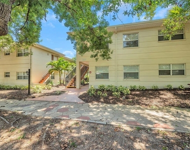 224 6th Avenue N - Photo Thumbnail 2