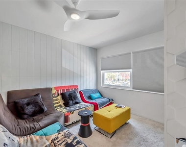 224 6th Avenue N - Photo Thumbnail 17