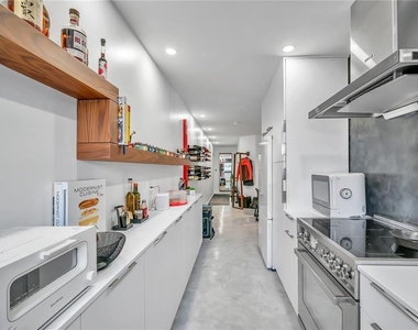 224 6th Avenue N - Photo Thumbnail 15